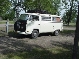 Morning in Grand Forks, you just missed the kid mowing the lawn next to the bus...