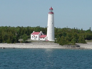 The lighthouse on Cove Island