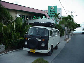 Morning outside of the Santa Maria Motel, the bus waits for Brian and Theresa to get ready