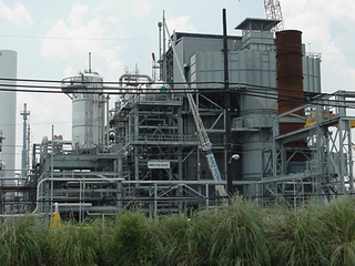 A very small piece of the huge pretroleum refining plants in the area. This stuff stretched for twenty miles of our tow to Pasadena
