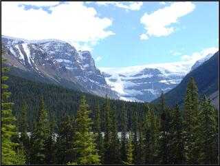 Hanging glaciers under the ice field
