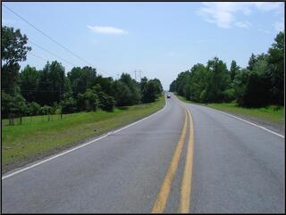 Arkansas road toward Memphis