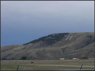 Western State College says ''Howdy''