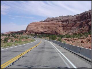 The red rock road to Moab
