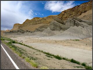Grey cliffs and some really uniformally placed deposits