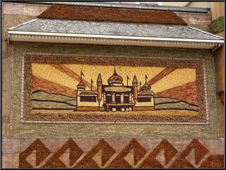 The Corn Palace celebrates itself