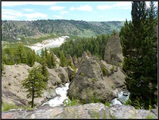 Hoodoos near Roosevelt Tower