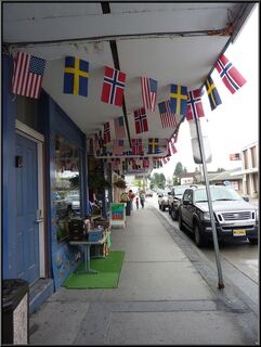 Flags around Lee's