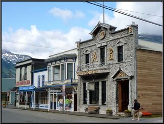One of our favorite blocks with the AB hall and the Red Onion