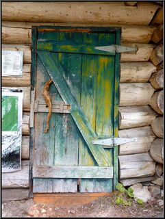 The old Sheep Camp cabin door