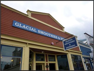 Breakfast at Glacial Smoothies