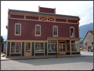 The Park Service appears to be fashioning better digs than the Trail Center
