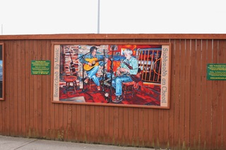 Public art. Trad music.