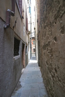 Increasing narrowness was probably a sign of a misstep.