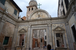 Just another left turn in Venice