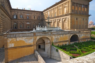 The back of the Pitti Palace, not a bad place to rule over minions