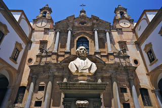 Having taken a wrong turn at this point, we find the Palermo University Science building