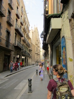Searching for our alley off of Carrer d'En Hostpital