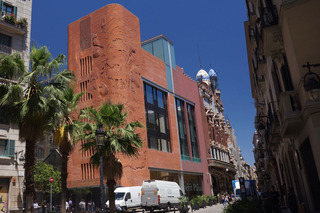 Cool brick relief work on the new addition to Palau de la Musica Catalana