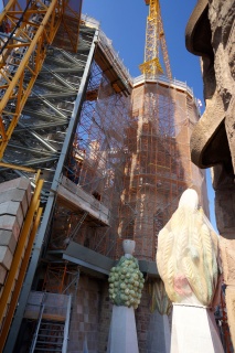 Up in the construction, crazy to see