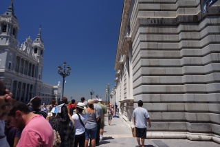 The line for the palace. Not long, but it was 100 degrees in the sun