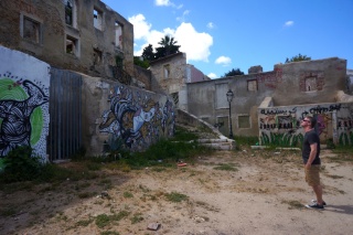 Brian takes in some more traditional Portugese street art