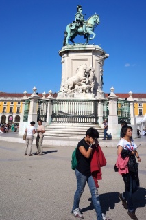 Back in the square, the statue of King Jose I