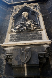 Not sure who this is, but we were fascinated by the black and whiteness of stone