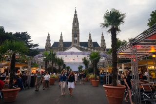 The food court in front of Rathaus