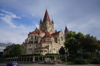 On the walk to the Danube. A spectacular, accidental, "little" church