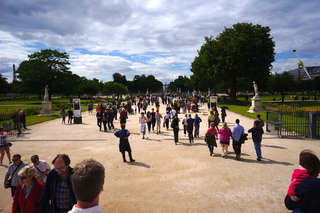 Looking down the start of the Champs-Elysees