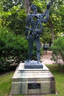 A Tribute to Paul Eluard, by Ossip Zadkine