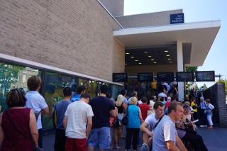 A short line for our museum priority of the day
