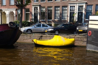 Clog boat