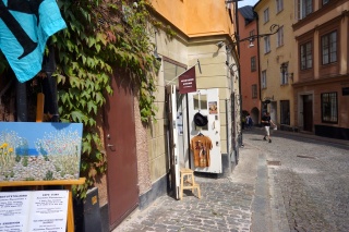 A western store on an alley in Old Town Stockholm. We can see how that makes sense