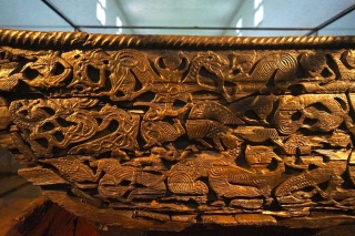 Viking art, spectacular carving