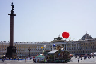 Palace Square, outside the Hermitage
