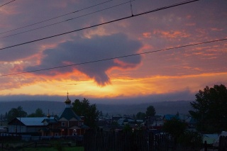 Crazy beautiful morning clouds
