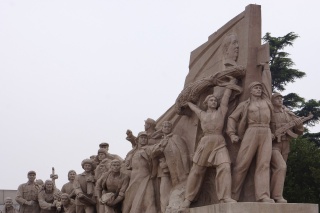 Statue outside Mao's Tomb