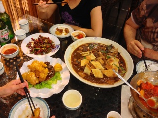Fish head soup for dinner with Cindy and Nick. Most excellent