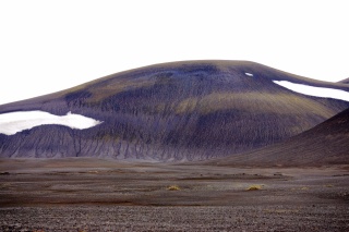 Lots of crazy mountains