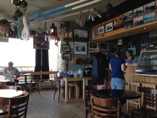 A great old school harbor cafe