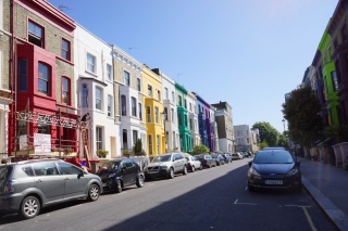 Wandering Notting Hill. Reminds us of our home