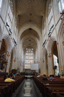 The nave and apse of the Bath Abbey