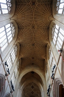 Crazy fan vaulting