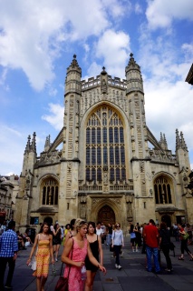The Abbey and the crowd in the late afternoon