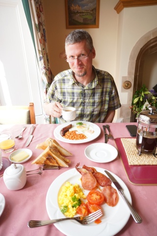 Baked beans for breakfast. Brilliant