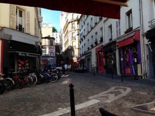 A stellar people watching spot