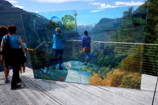 A great glass guide to the sites behind it