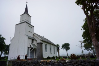 The grand church in Hustad